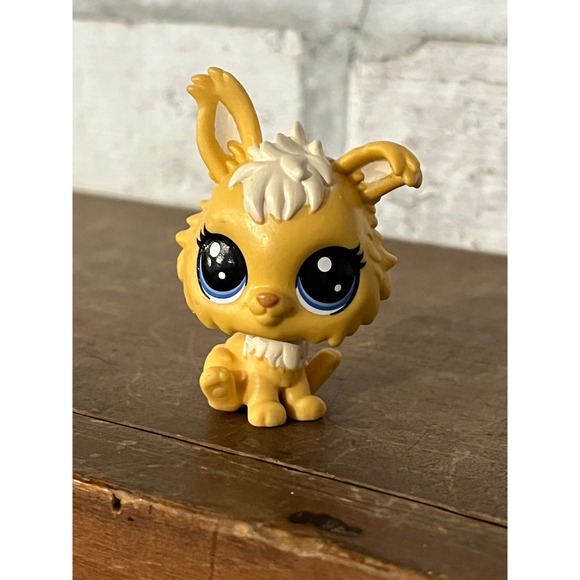 Littlest Pet Shop Other - Littlest Pet Shop LPS 3-159 Tan Blonde Angora Rabbit‎ Bunny Blue Eyes